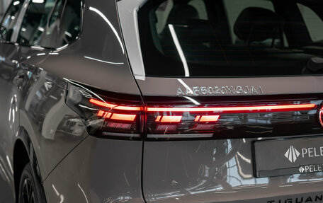 Volkswagen Tiguan, 2026 год, 5 000 000 рублей, 28 фотография