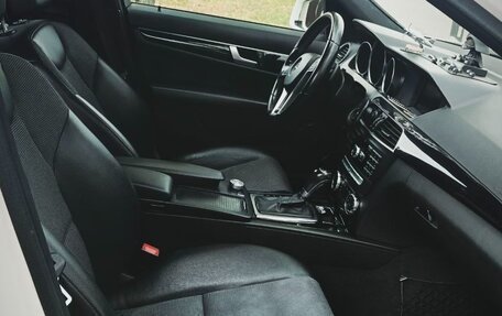 Mercedes-Benz C-Класс, 2012 год, 1 500 000 рублей, 1 фотография