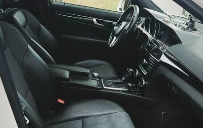 Mercedes-Benz C-Класс, 2012 год, 1 500 000 рублей, 1 фотография