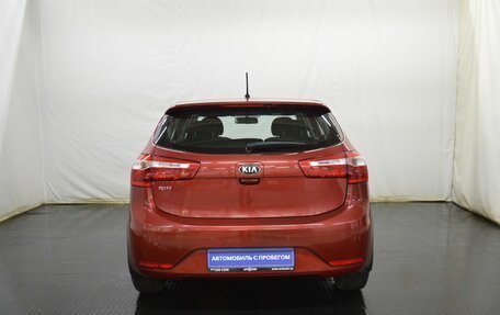 KIA Rio III рестайлинг, 2013 год, 835 000 рублей, 6 фотография