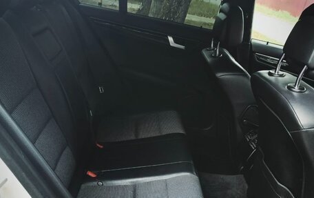 Mercedes-Benz C-Класс, 2012 год, 1 500 000 рублей, 2 фотография