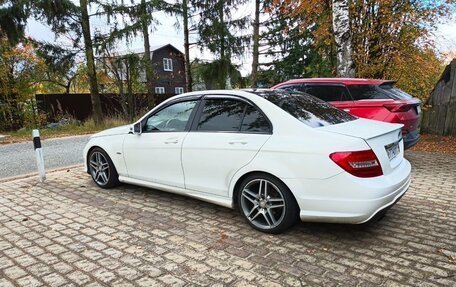 Mercedes-Benz C-Класс, 2012 год, 1 500 000 рублей, 12 фотография