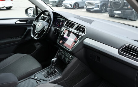 Volkswagen Tiguan II, 2017 год, 1 878 000 рублей, 9 фотография