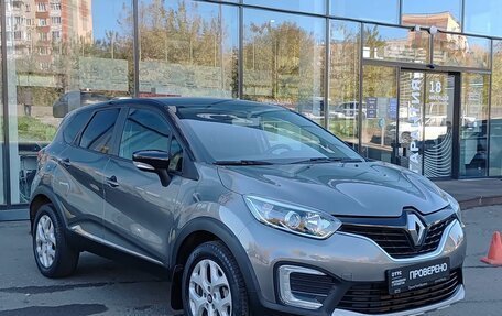 Renault Kaptur I рестайлинг, 2017 год, 1 660 000 рублей, 3 фотография