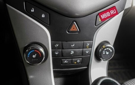 Chevrolet Cruze II, 2011 год, 699 000 рублей, 12 фотография