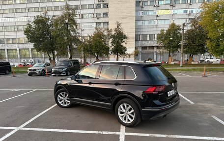 Volkswagen Tiguan II, 2017 год, 2 290 000 рублей, 3 фотография