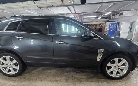 Cadillac SRX II рестайлинг, 2014 год, 2 300 000 рублей, 2 фотография