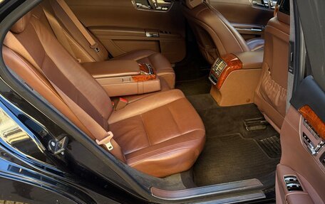 Mercedes-Benz S-Класс, 2010 год, 1 800 000 рублей, 8 фотография