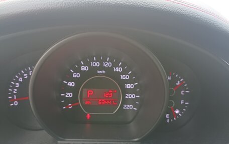 KIA Soul II рестайлинг, 2018 год, 1 800 000 рублей, 3 фотография