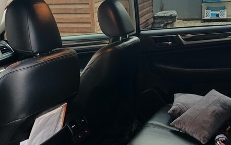 Subaru Outback IV рестайлинг, 2015 год, 2 150 000 рублей, 5 фотография