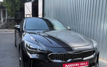 KIA Stinger I, 2018 год, 2 215 000 рублей, 10 фотография