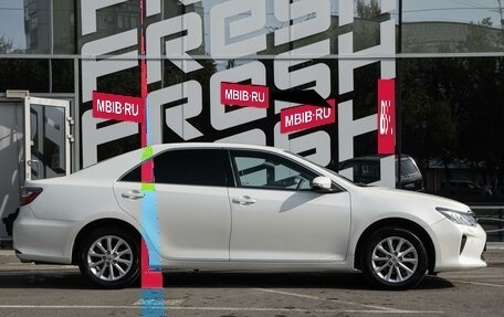 Toyota Camry, 2015 год, 2 100 000 рублей, 5 фотография