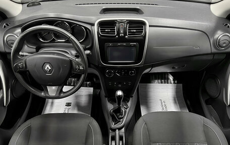Renault Sandero II рестайлинг, 2017 год, 1 240 000 рублей, 10 фотография