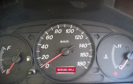 Mazda Familia, 2001 год, 220 000 рублей, 2 фотография