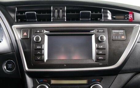Toyota Auris II, 2013 год, 1 259 000 рублей, 17 фотография