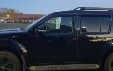 Nissan Pathfinder, 2013 год, 1 850 000 рублей, 18 фотография