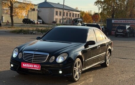 Mercedes-Benz E-Класс, 2003 год, 500 000 рублей, 2 фотография