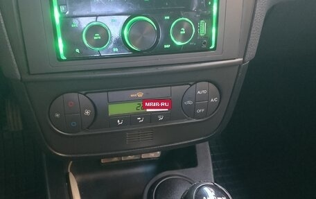 Ford Fiesta, 2006 год, 350 000 рублей, 11 фотография