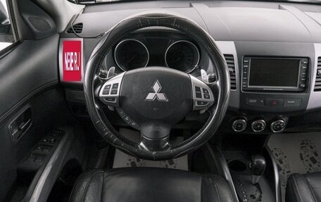 Mitsubishi Outlander III рестайлинг 3, 2010 год, 1 169 000 рублей, 14 фотография