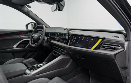 Audi Q5, 2026 год, 9 300 000 рублей, 14 фотография