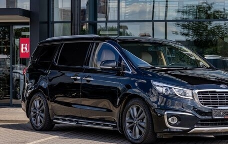 KIA Carnival III, 2019 год, 2 235 000 рублей, 7 фотография