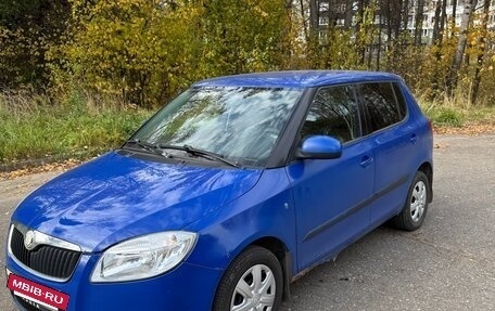 Skoda Fabia II, 2009 год, 399 900 рублей, 2 фотография