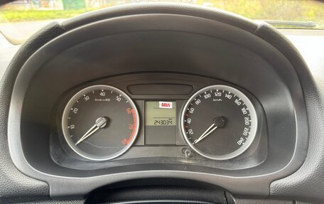 Skoda Fabia II, 2009 год, 399 900 рублей, 8 фотография