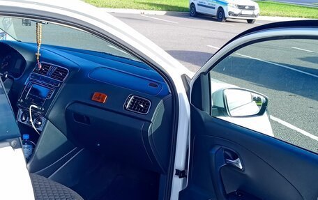 Volkswagen Polo VI (EU Market), 2018 год, 830 000 рублей, 12 фотография