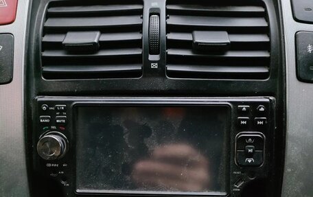 Hyundai Tucson III, 2005 год, 650 000 рублей, 22 фотография