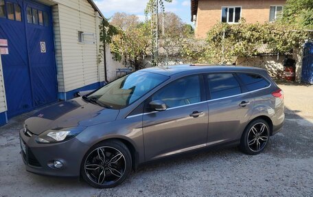Ford Focus III, 2012 год, 980 000 рублей, 2 фотография