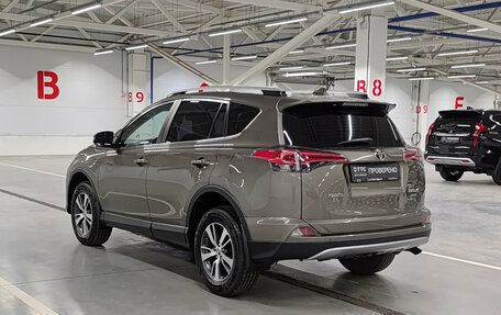Toyota RAV4, 2018 год, 2 849 000 рублей, 11 фотография