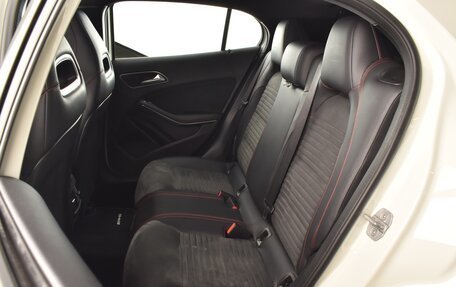 Mercedes-Benz GLA, 2017 год, 1 700 000 рублей, 8 фотография