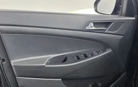 Hyundai Tucson III, 2019 год, 2 400 000 рублей, 10 фотография