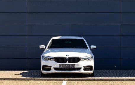 BMW 5 серия, 2019 год, 2 695 000 рублей, 2 фотография