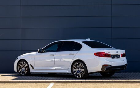 BMW 5 серия, 2019 год, 2 695 000 рублей, 4 фотография