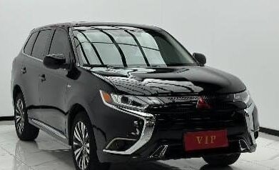Mitsubishi Outlander III рестайлинг 3, 2022 год, 2 350 000 рублей, 2 фотография