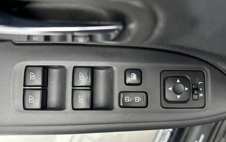 Mitsubishi Outlander III рестайлинг 3, 2022 год, 2 350 000 рублей, 8 фотография
