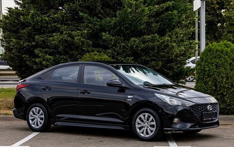Hyundai Solaris II рестайлинг, 2022 год, 1 545 000 рублей, 3 фотография