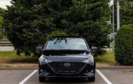 Hyundai Solaris II рестайлинг, 2022 год, 1 545 000 рублей, 2 фотография