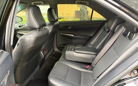 Toyota Camry, 2016 год, 2 100 000 рублей, 8 фотография