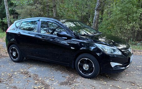 Hyundai Solaris II рестайлинг, 2014 год, 1 000 000 рублей, 8 фотография