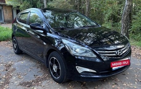Hyundai Solaris II рестайлинг, 2014 год, 1 000 000 рублей, 9 фотография