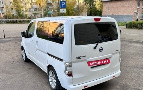 Nissan NV200, 2016 год, 1 200 000 рублей, 4 фотография