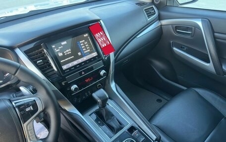 Mitsubishi Pajero Sport III рестайлинг, 2022 год, 3 580 000 рублей, 19 фотография