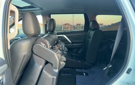 Mitsubishi Pajero Sport III рестайлинг, 2022 год, 3 580 000 рублей, 28 фотография