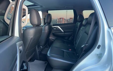 Mitsubishi Pajero Sport III рестайлинг, 2022 год, 3 580 000 рублей, 26 фотография