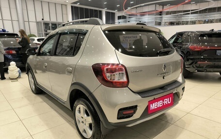 Renault Sandero II рестайлинг, 2018 год, 1 050 000 рублей, 11 фотография