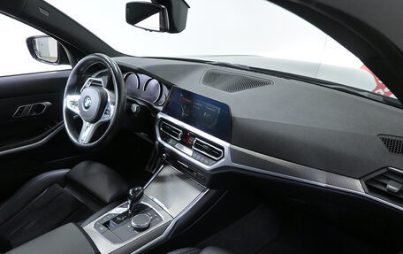 BMW 3 серия, 2019 год, 3 290 000 рублей, 9 фотография