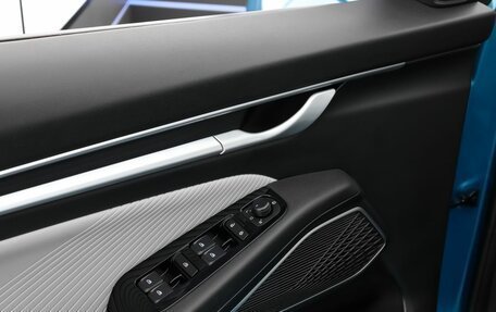 Geely Emgrand, 2023 год, 1 690 000 рублей, 17 фотография