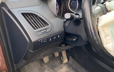 Hyundai ix35 I рестайлинг, 2014 год, 750 000 рублей, 20 фотография